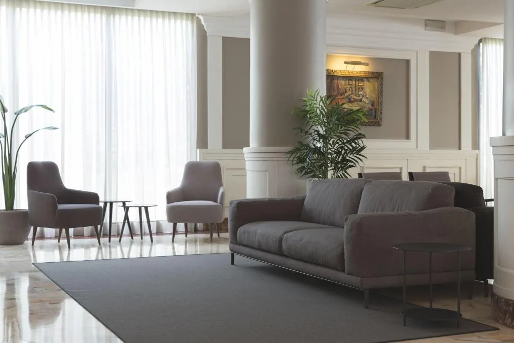 Lobby, Hotel Cambridge, Venice