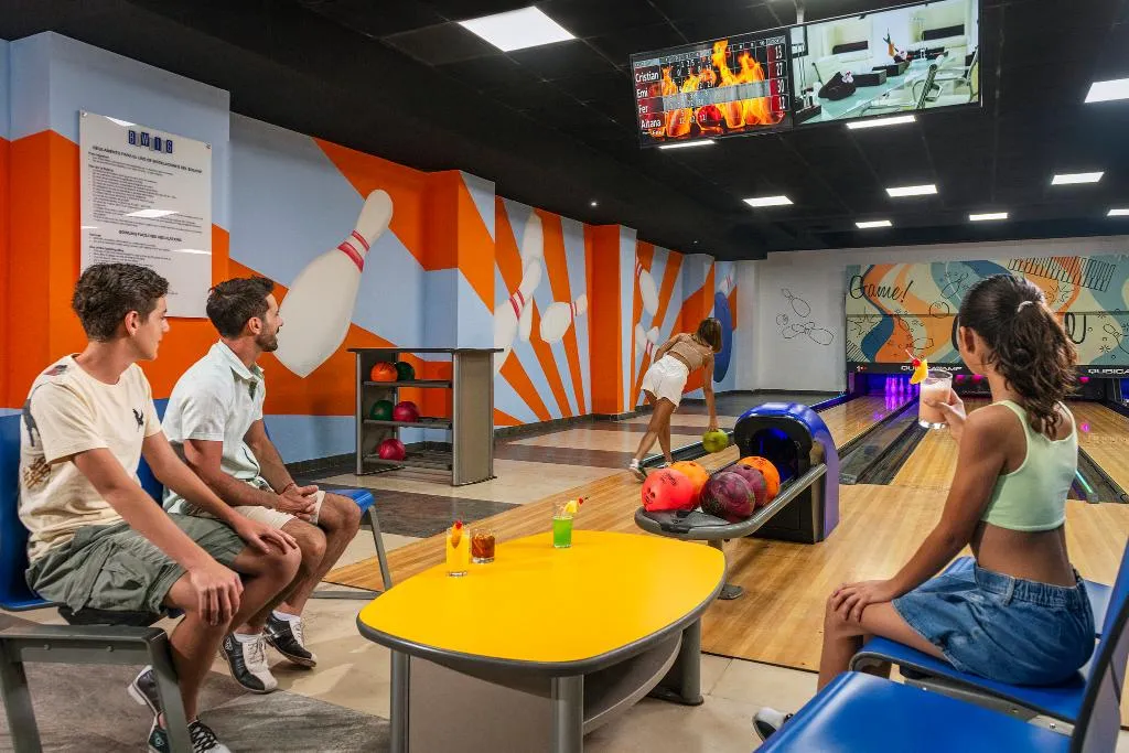 Sports and Entertainment, Ocean Coral & Turquesa All Inclusive, Cancun Area