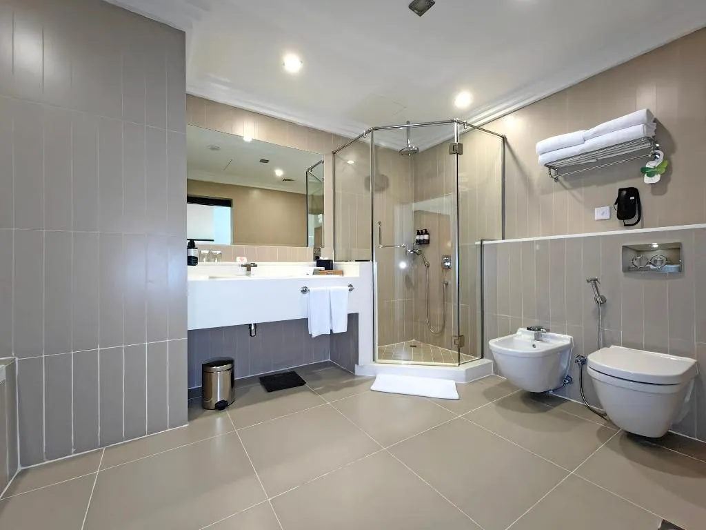 Room, Millennium Airport Hotel Dubai, Dubai
