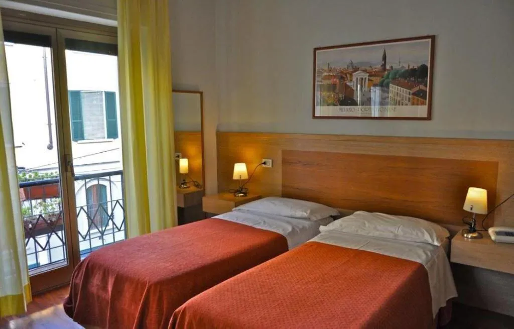 Room, Hotel Dover, Milan