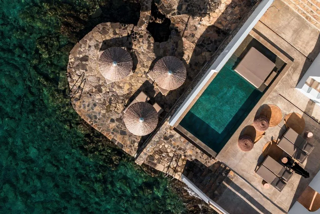 Room, Minos Beach Art Hotel, a Member of Design Hotels, Crete