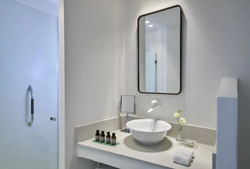 SUITE STANDARD Room, Baia di Chia Resort Sardinia, Curio Collection, Cagliari