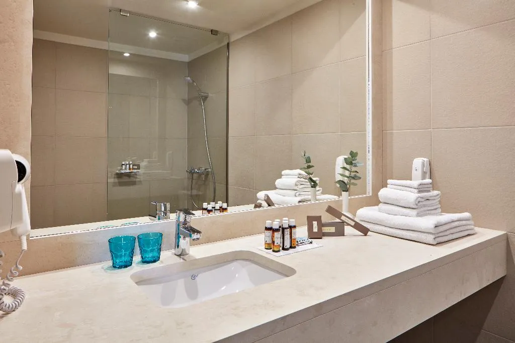 TRIPLE EXECUTIVE Room, Civitel Esprit, Athens