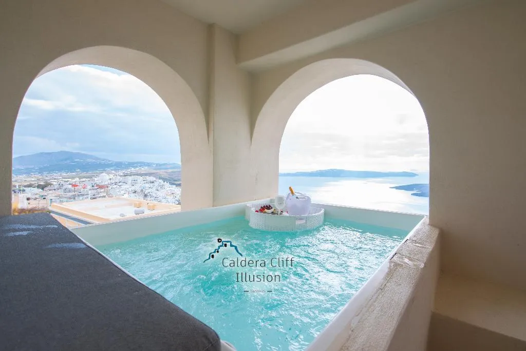 SUITE EXECUTIVE Room, Caldera Cliff Illusion Suites, Santorini