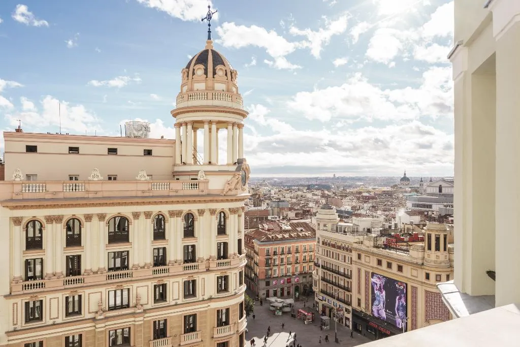STUDIO WITH TERRACE Room, Smartrental Collection Gran Vía Centric, Madrid