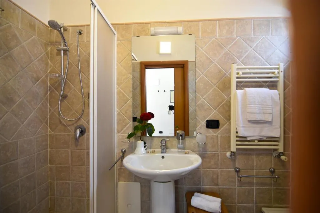 APARTMENT WITH TERRACE Room, Case Così Apartments Napoli, Naples