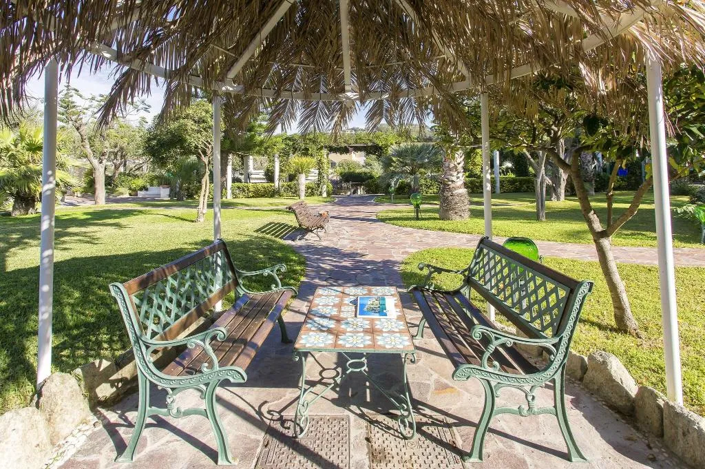 Terrace, Hotel Tritone Resort & Spa, Naples