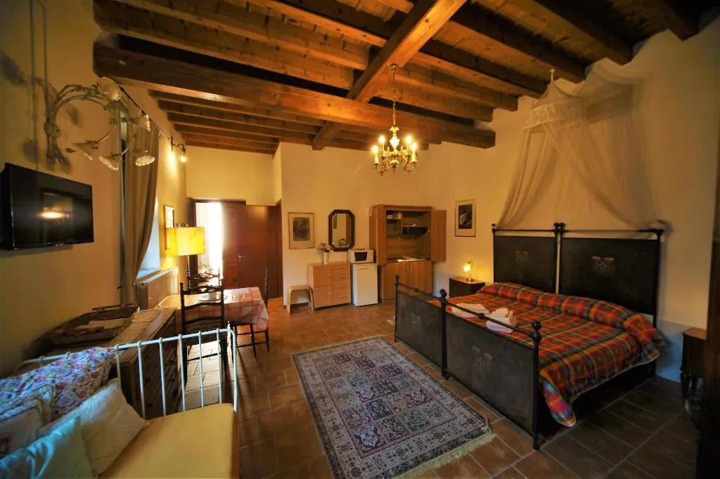 Room, Antica Corte Milanese, Milan