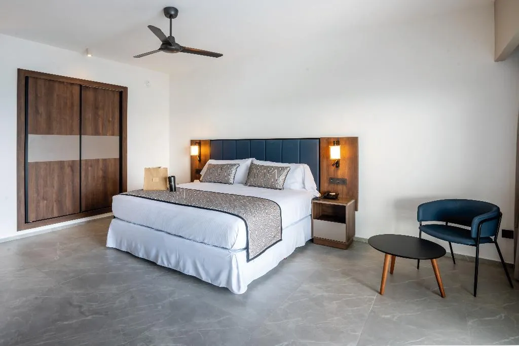 SUITE OCEAN VIEW Room, Riu Palace Kukulkan - Adults Only - All Inclusive, Cancun Area