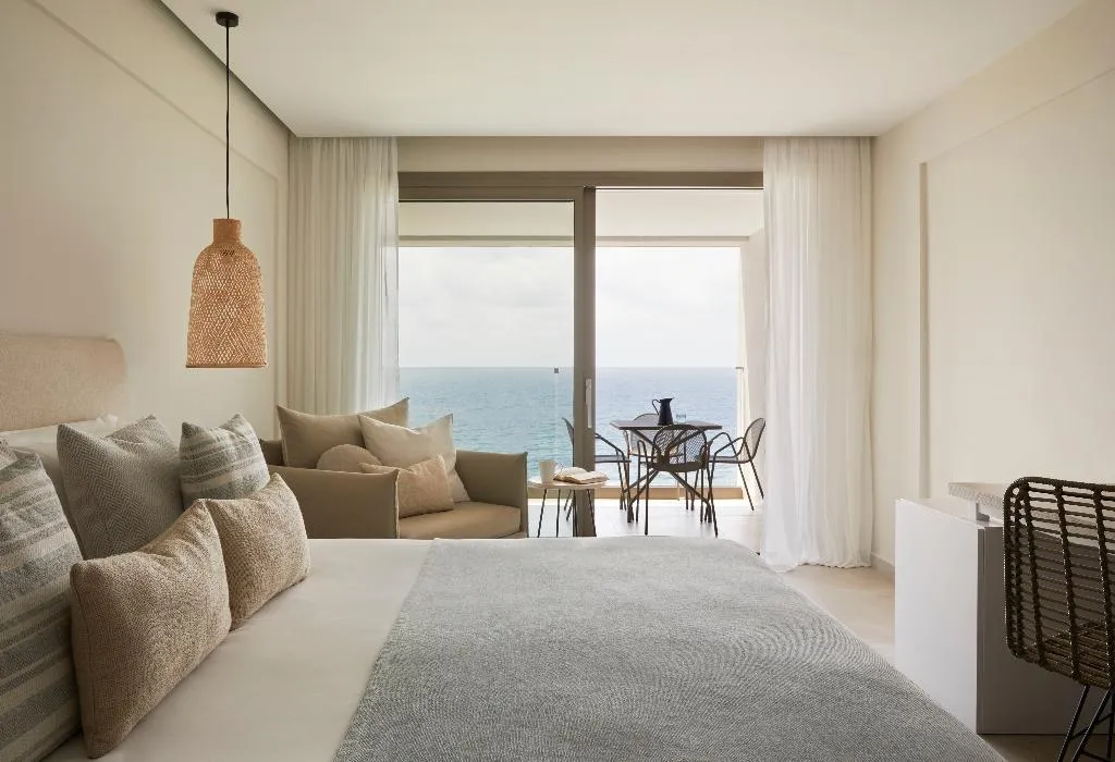 SUITE SEA VIEW ONE BEDROOM Room, Mare Paphos, Cyprus