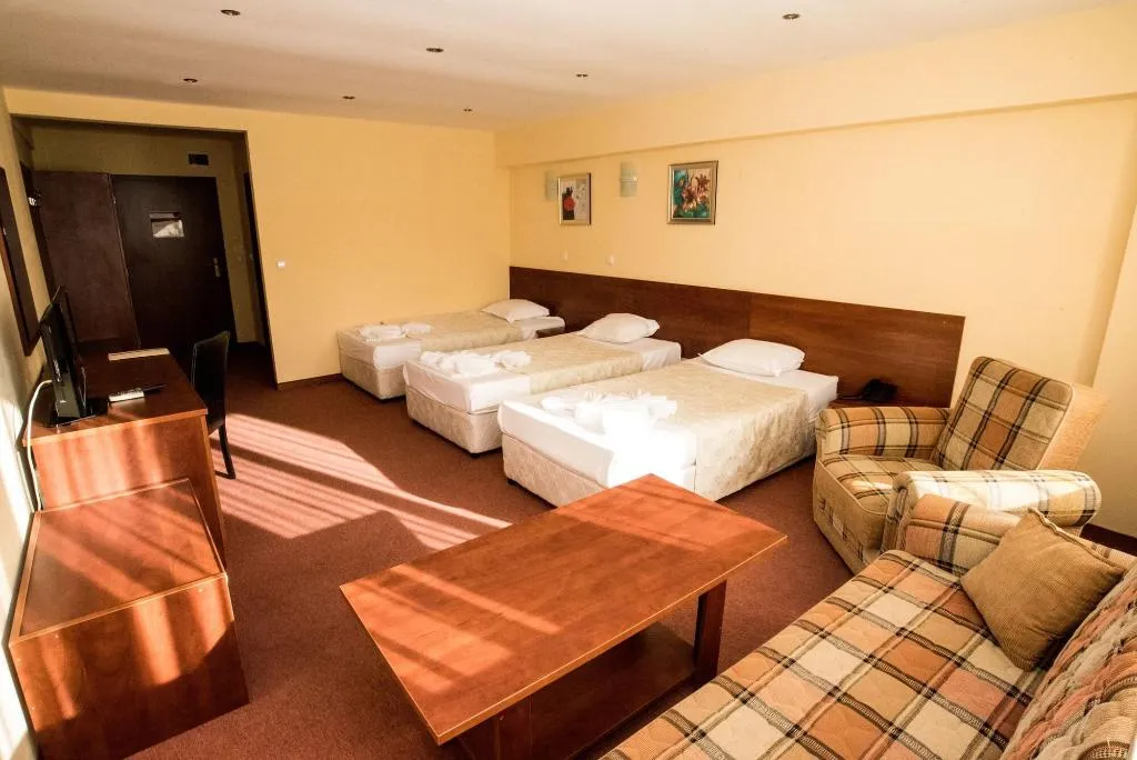 Room, Hotel Avenue, Bourgas