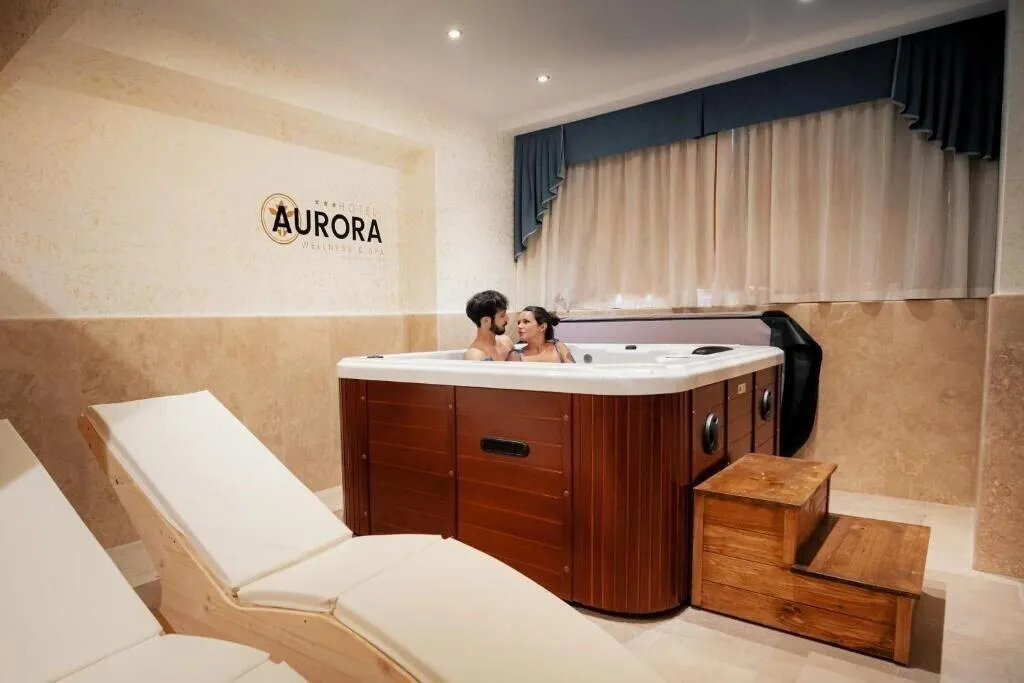 Sports and Entertainment, Hotel Aurora, Rome