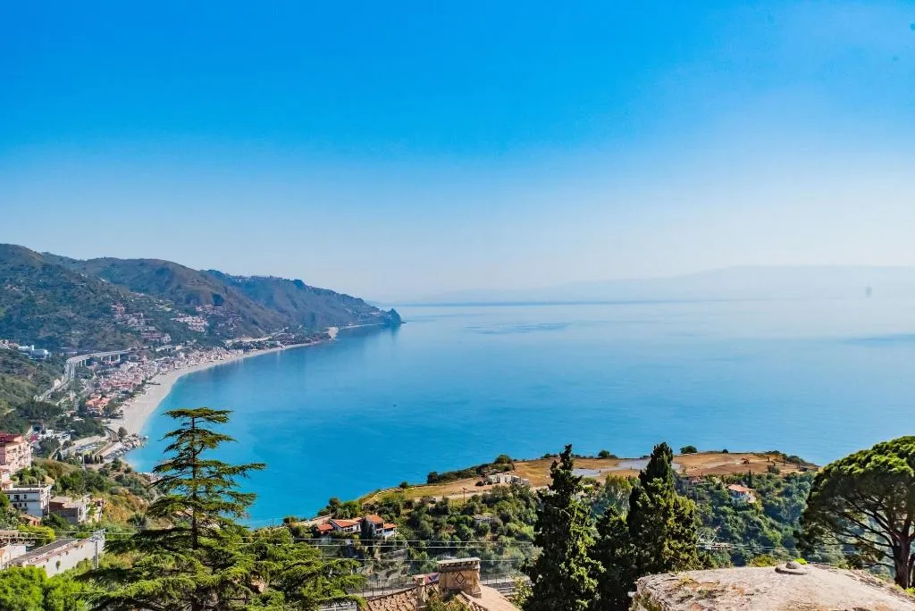 General view, Villa Fiorita, Taormina