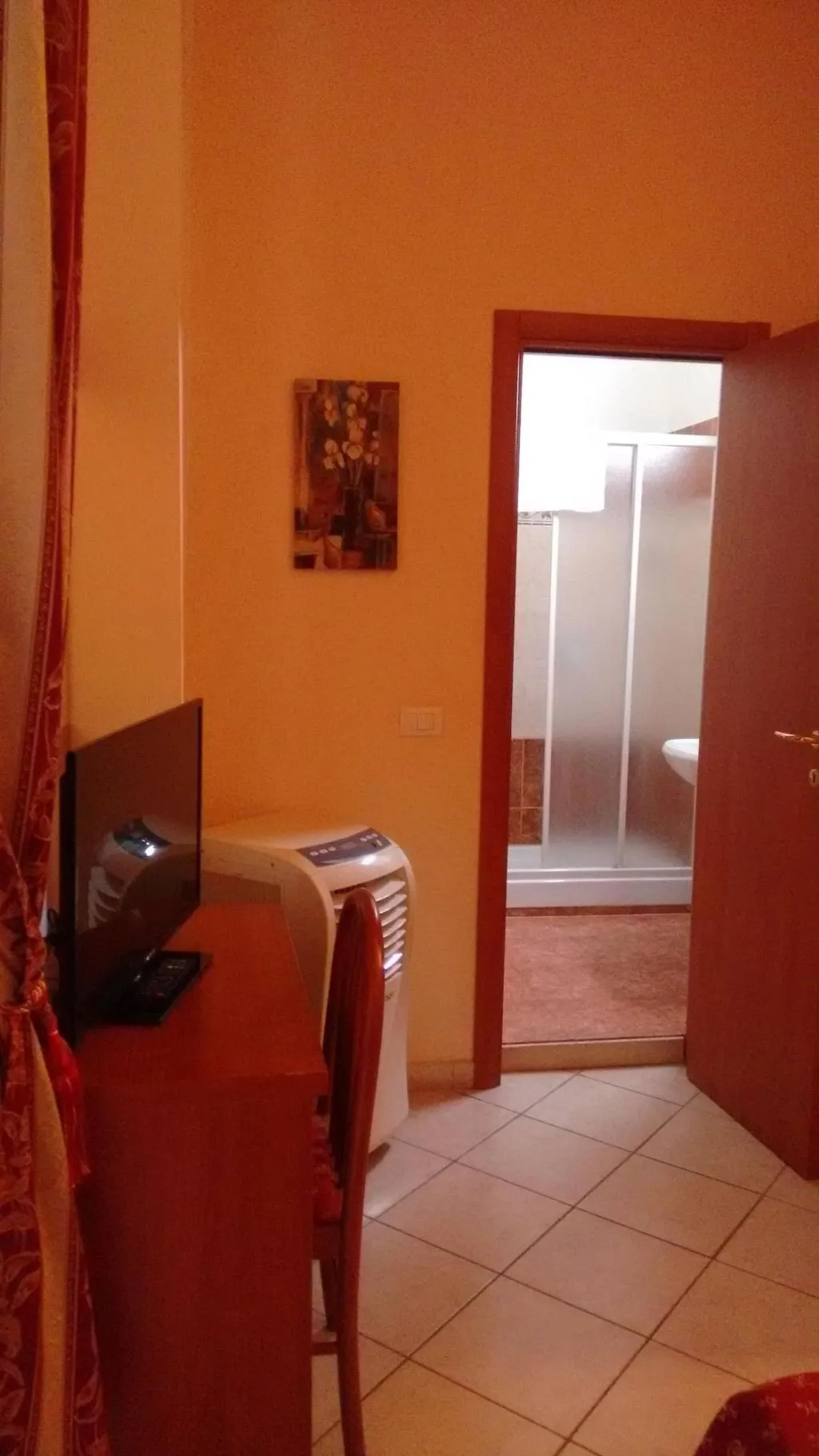Room, A Casa Di Mei, Naples