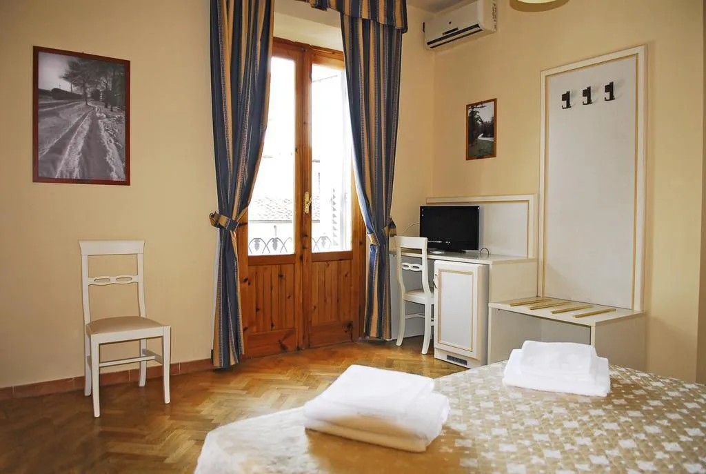 General view, Hotel Marine, Florence
