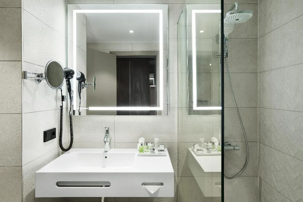 DOUBLE SUPERIOR Room, NH Porto Jardim, Porto