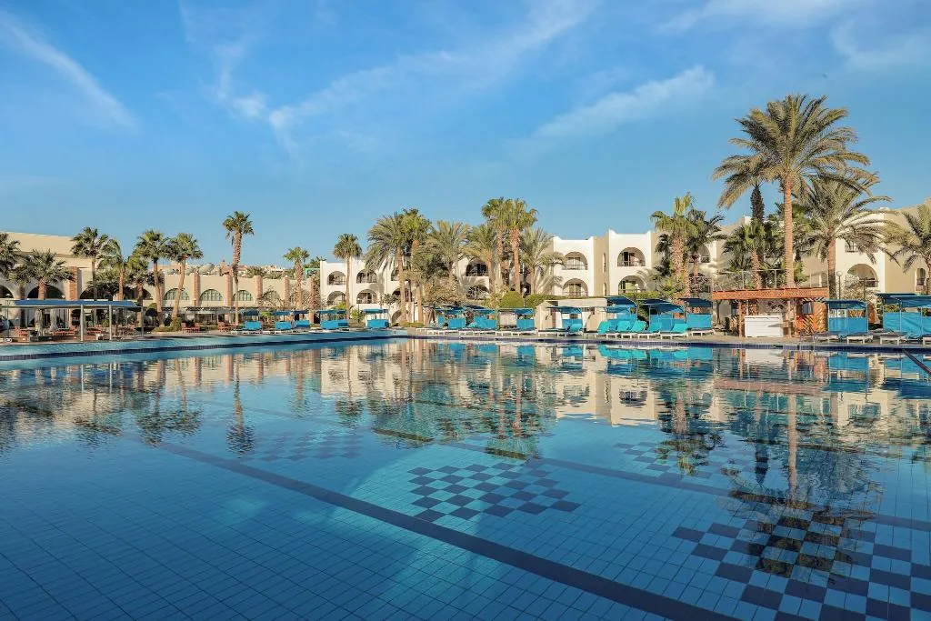Pool, Arabia Azur Resort, Red Sea Riviera