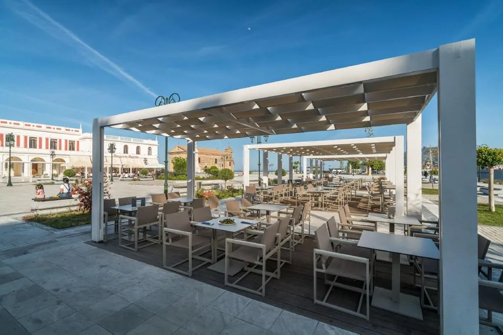 General view, Phoenix, Zante