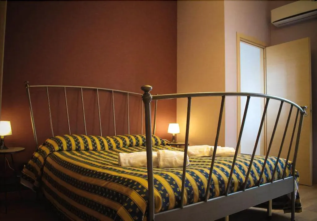 Room, Miro Bed And Breakfast, Catania