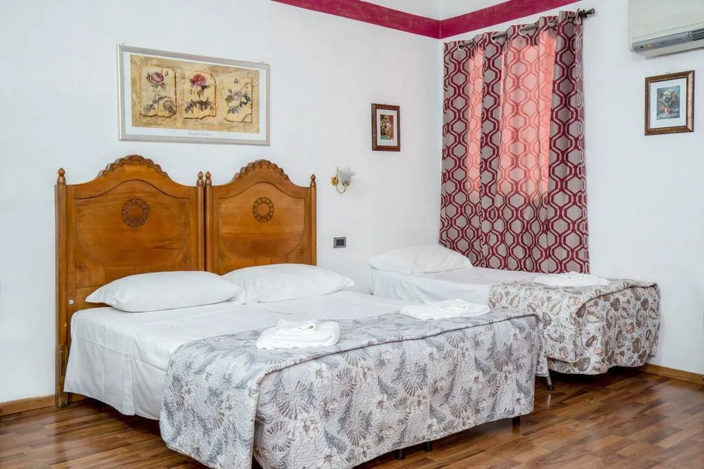 Room, Piccolo Hotel, Florence