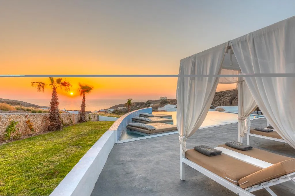 Pool, Desiterra Resort, Santorini