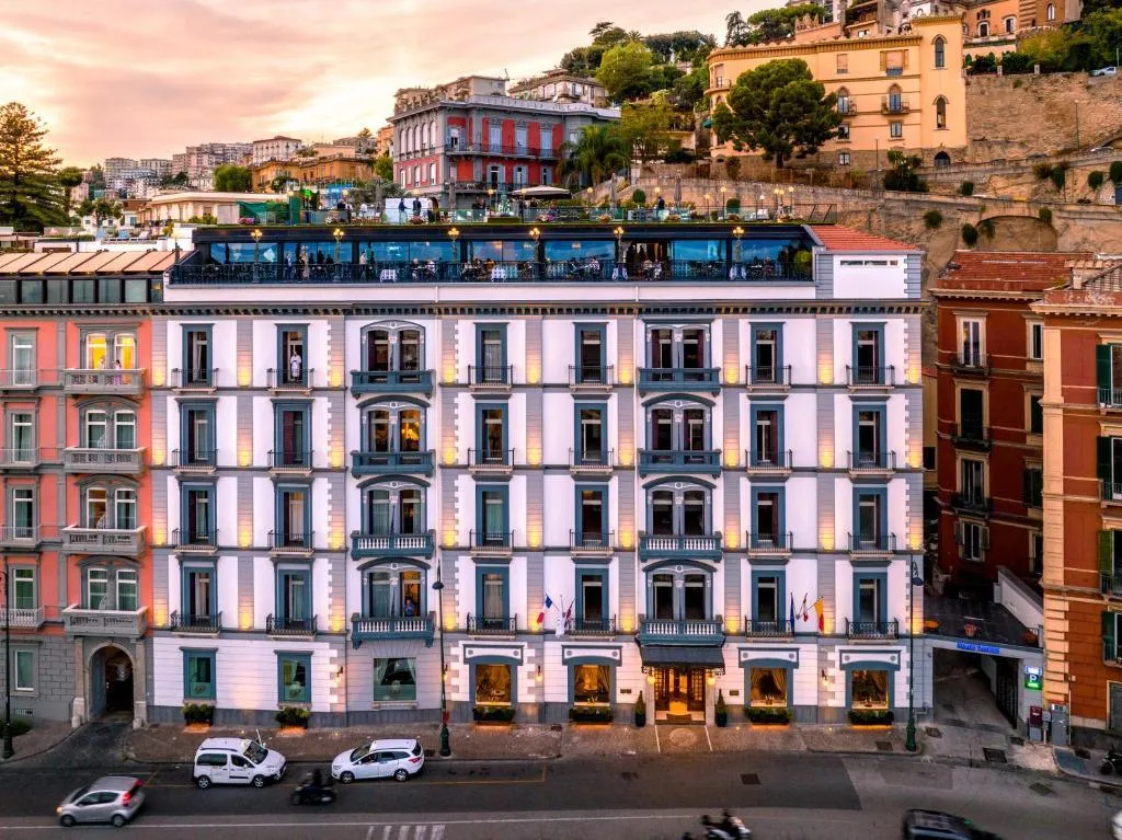General view, Grand Hotel Parker's, Naples