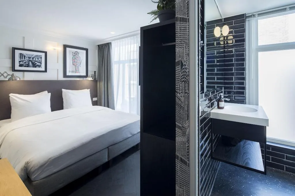 Room, The Highland House, Amsterdam
