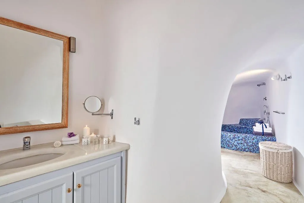 SUITE WITH PRIVATE POOL Room, Astra Suites, Santorini