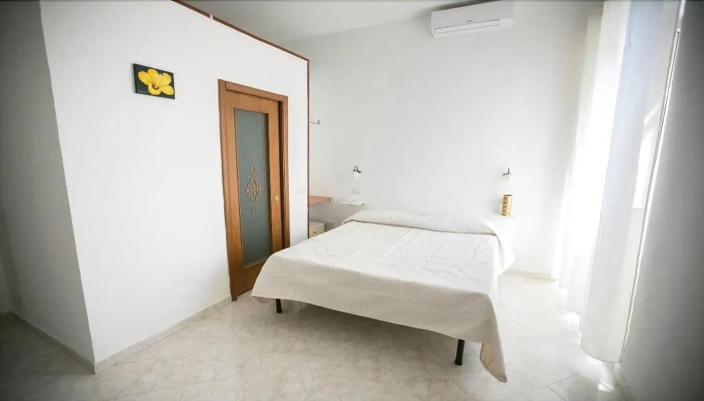 Room, B&B Napoli Centrale di Fabio e Veronica, Naples