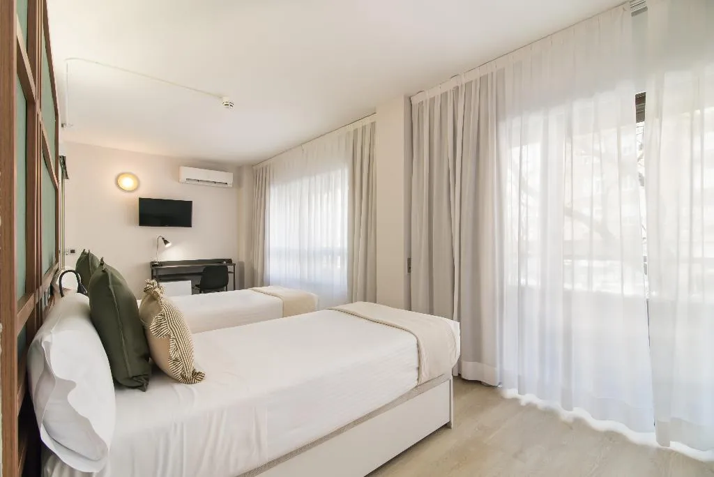 JUNIOR SUITE CAPACITY 1 Room, Roisa Hostal Boutique, Madrid