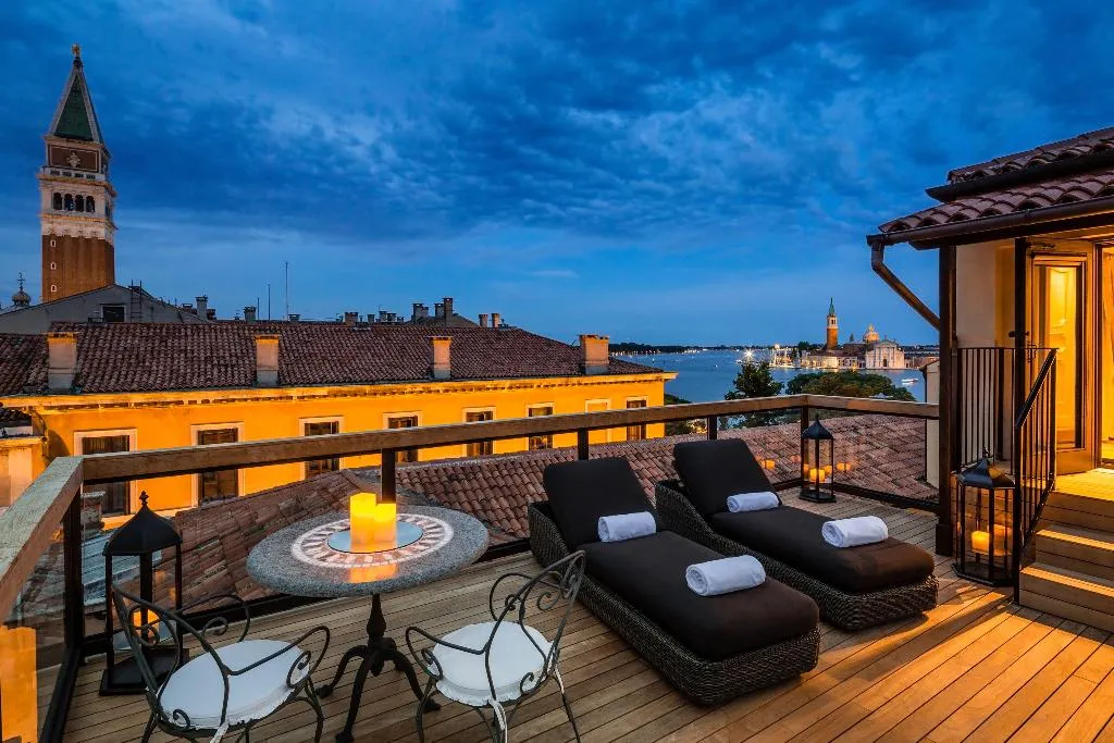 SUITE WITH TERRACE Room, Baglioni Hotel Luna, Venice