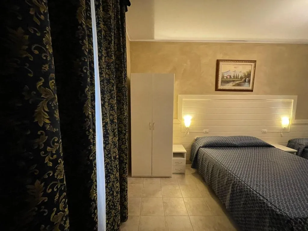 Room, Hotel Aurelia, Milan