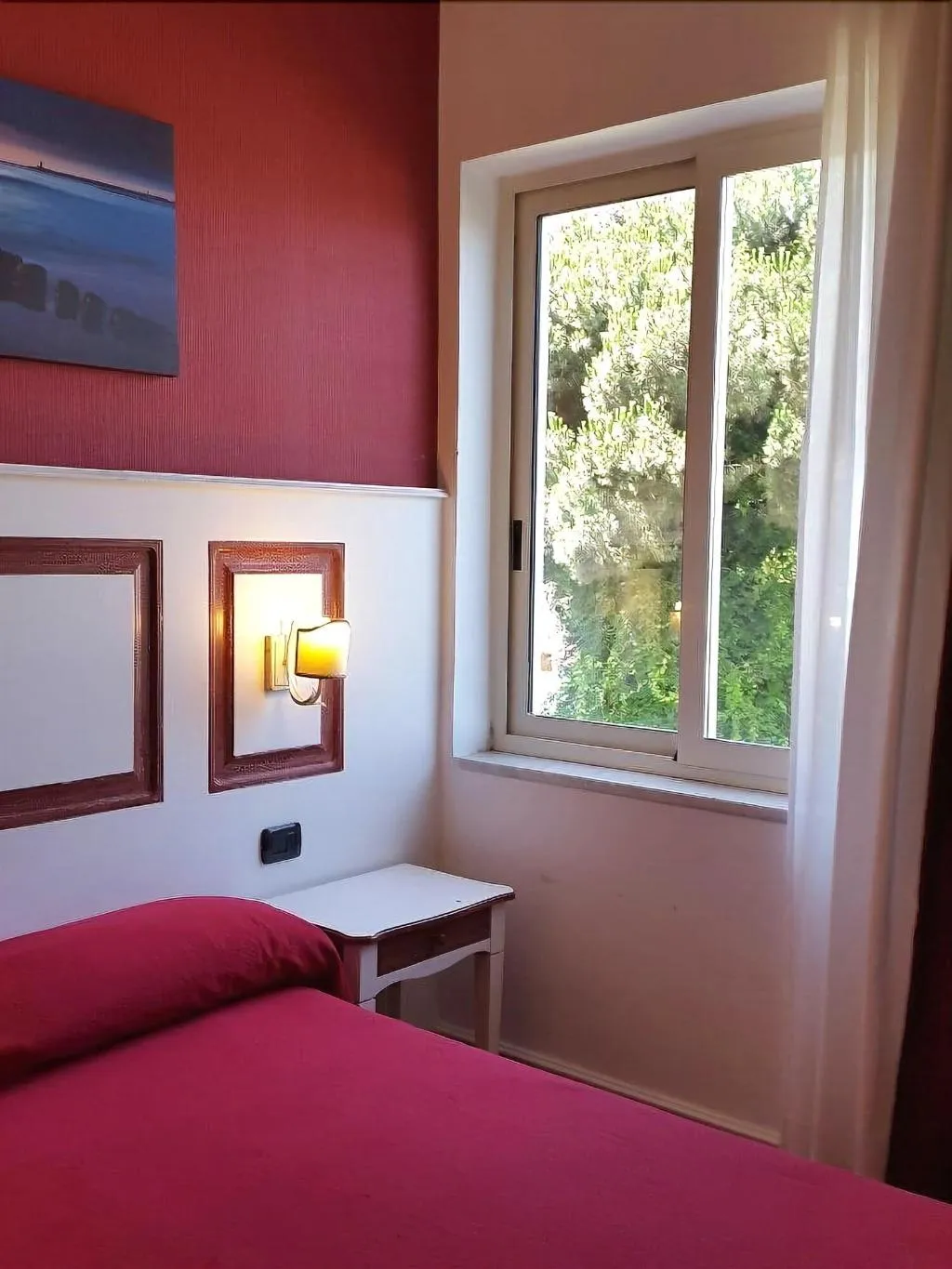 Room, Hotel Mediterraneo, Naples