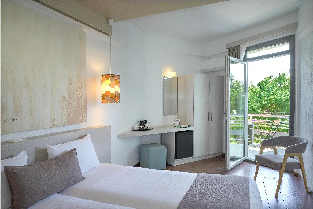 Double or Twin GARDEN VIEW Room, The Grove Seaside Hotel, Athens