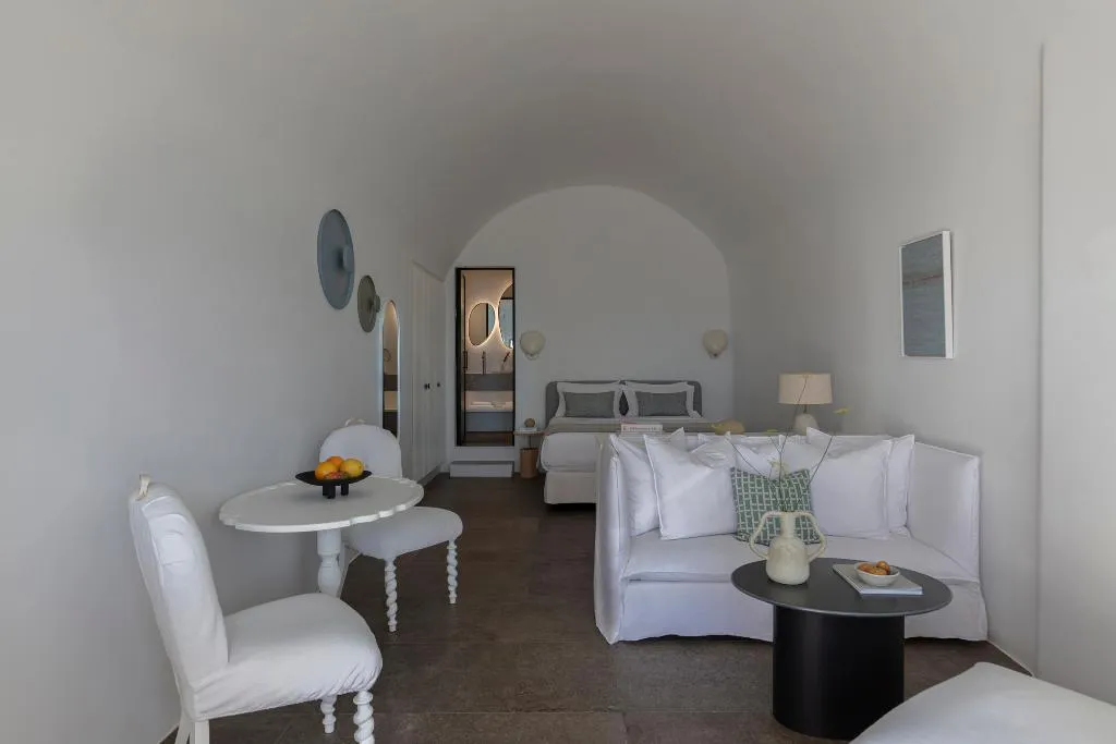 SUITE HONEYMOON Room, Canaves Oia Suites, Santorini