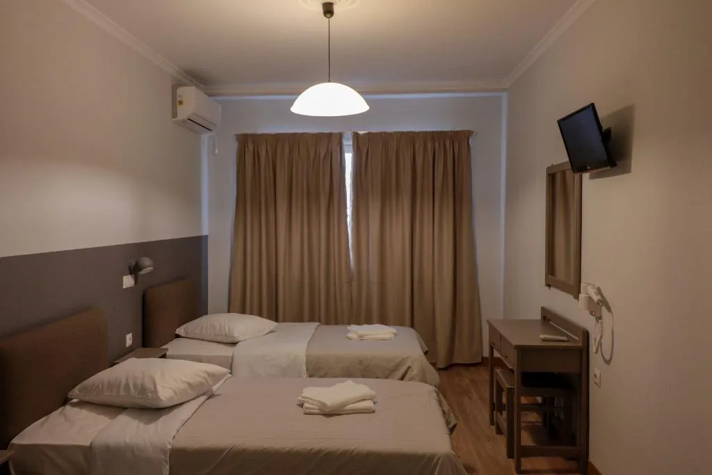 TRIPLE STANDARD Room, Athens Hawks, Athens