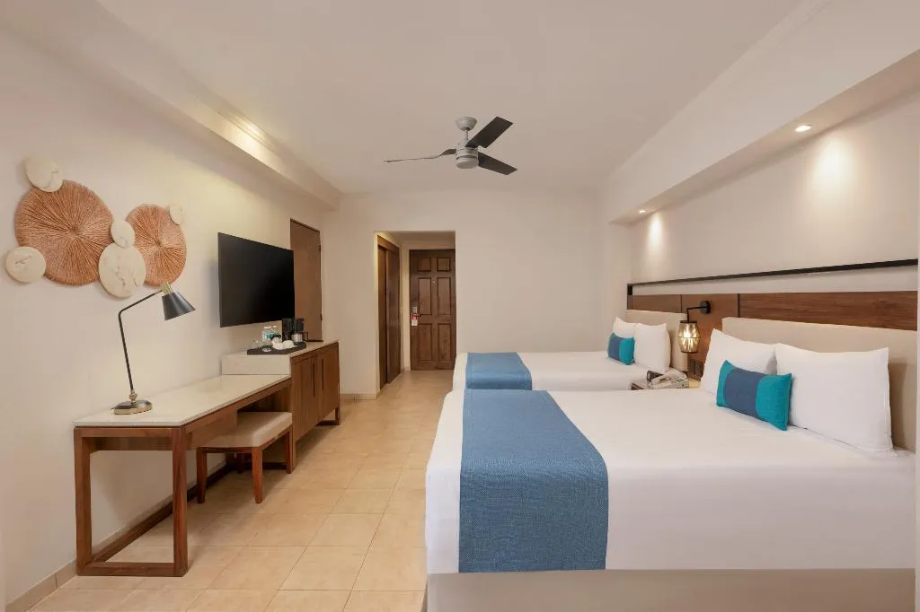 DOUBLE DELUXE Room, GR Solaris Cancun All Inclusive, Cancun Area