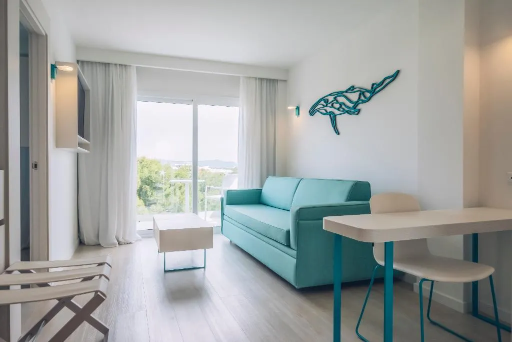 FAMILY ROOM STANDARD Room, Iberostar Waves Alcudia Park, Majorca