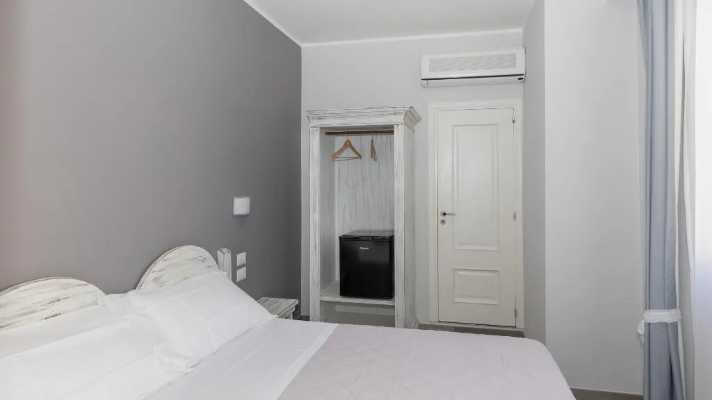 Room, Villa Bonelli, Florence