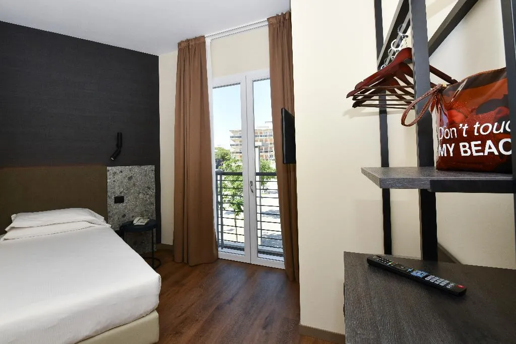 SINGLE SUPERIOR Room, Eden Hotel, Venice