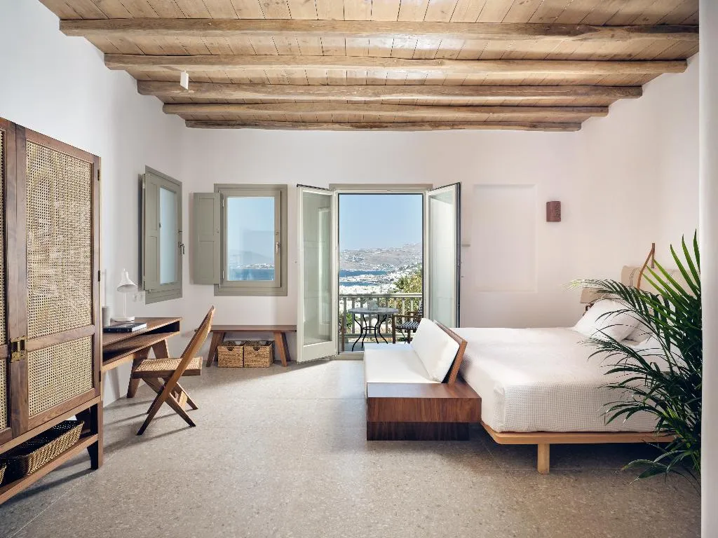 Room WITH JACUZZI Room, Belvedere Hilltop Complex Rooms & Suites, Mykonos