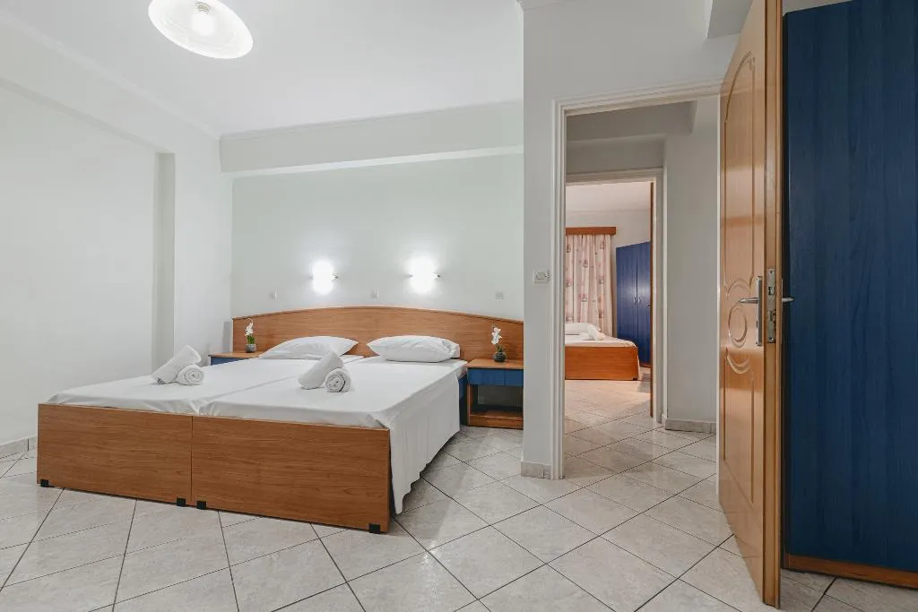 APARTMENT TWO BEDROOMS Room, Christina Apartments, Zante