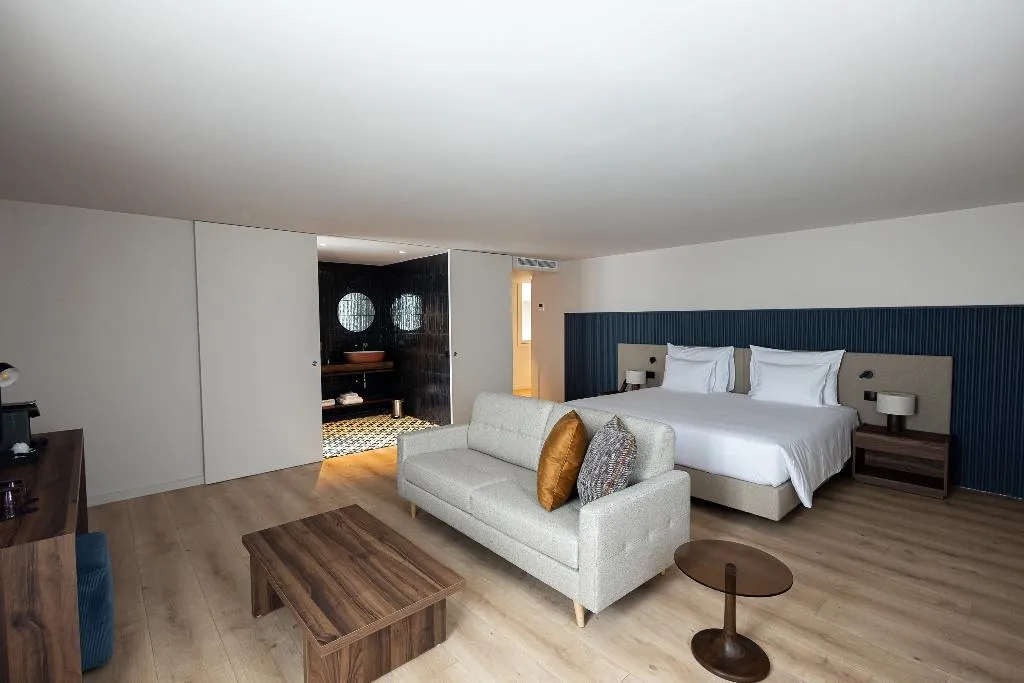 JUNIOR SUITE STANDARD Room, The Lince Braga, Porto