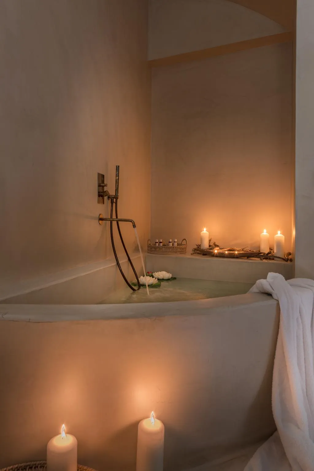 SUITE WITH JACUZZI Room, Mythical Blue Luxury Suites, Santorini