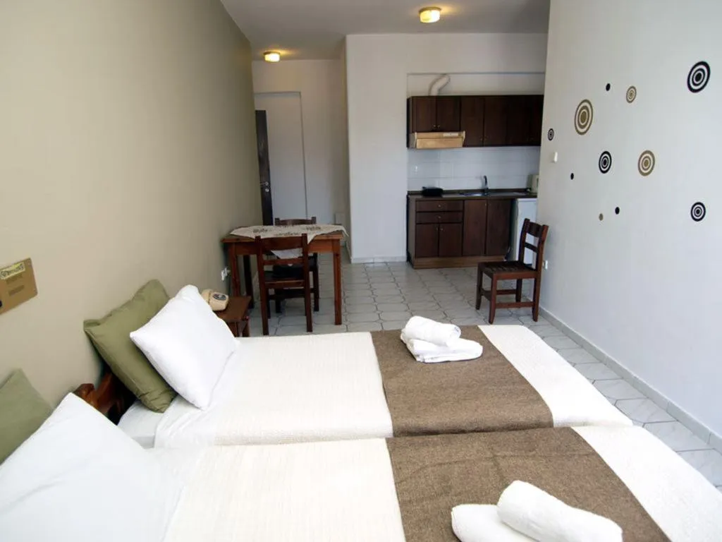 APARTMENT ONE BEDROOM Room, Kleopatra Traditional Hotel, Kalamata