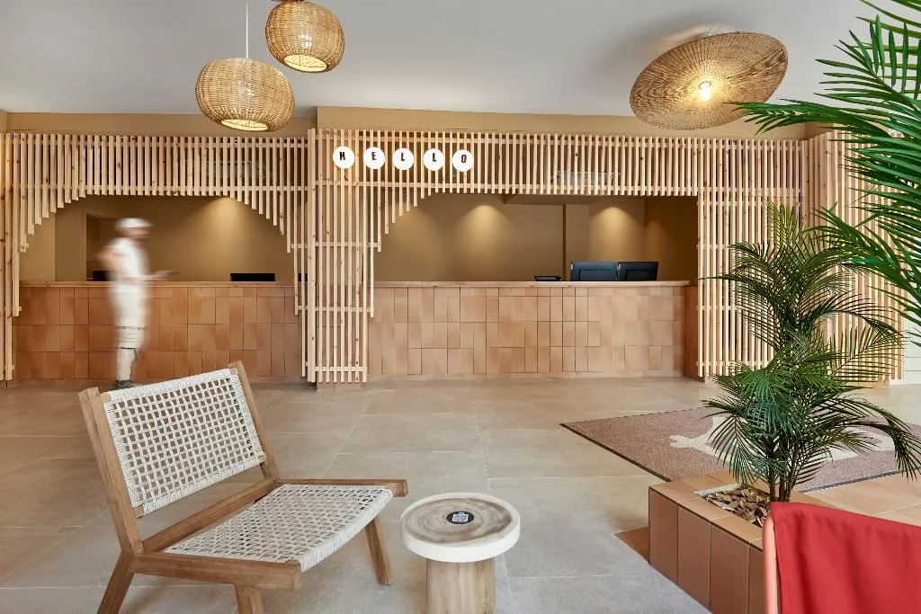 Lobby, tent Lloret de Mar, Costa Brava