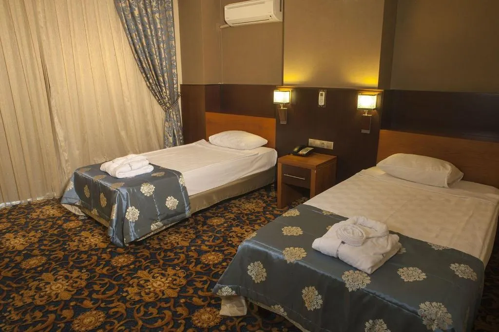 Room, Bera, Antalya