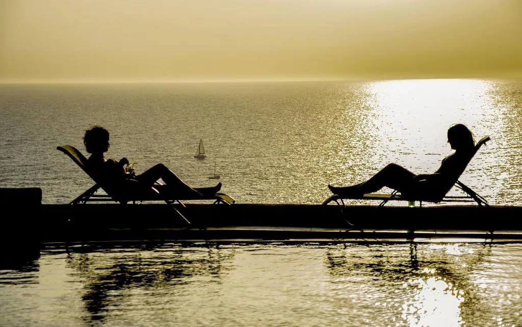 Sports and Entertainment, Sunset Faros, Santorini