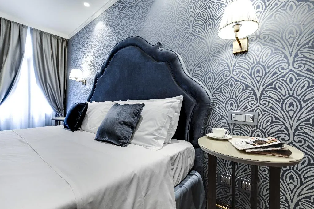 JUNIOR SUITE STANDARD Room, Dona Palace, Venice