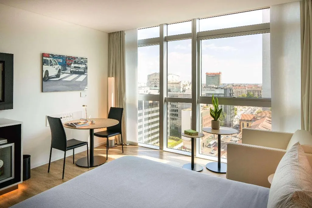 STUDIO CITY VIEW Room, Innside Milano Torre Galfa, Milan